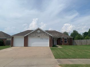 3302 SW Elm Manor Ave, Bentonville, AR 72712