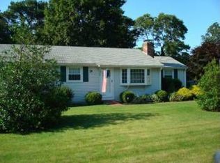 22 Lavender Ln, West Yarmouth, MA 02673