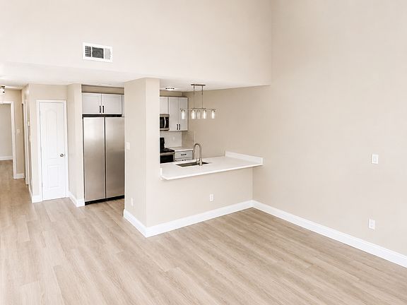 2nd image of 2722 Tally Ho Ave #22