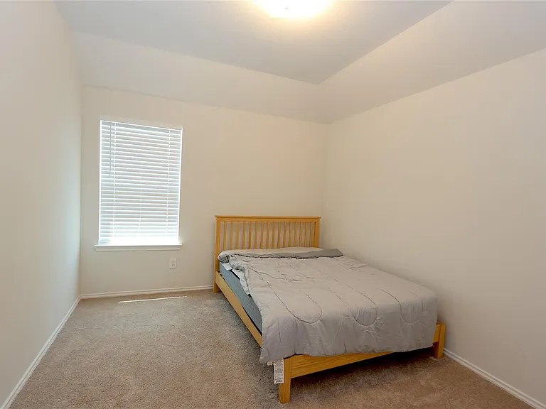 4406 Mooring Cove Ct — Photo 11