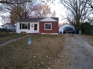2328 SW Winterwood Ln, Topeka, KS 66614