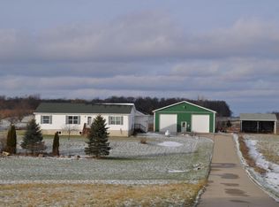 2622 Bonanza Rd, Lake Odessa, MI 48849