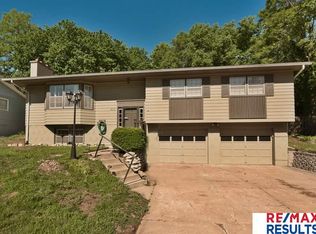 1612 Franklin St, Bellevue, NE 68005