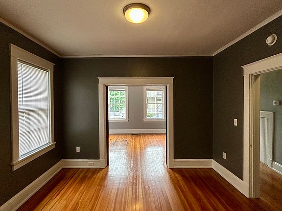 2nd image of 2114 E Leigh St