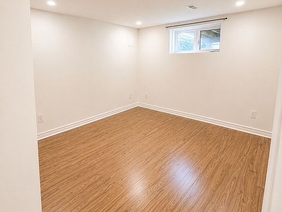 5th image of 4 Mosely Cres #Basement