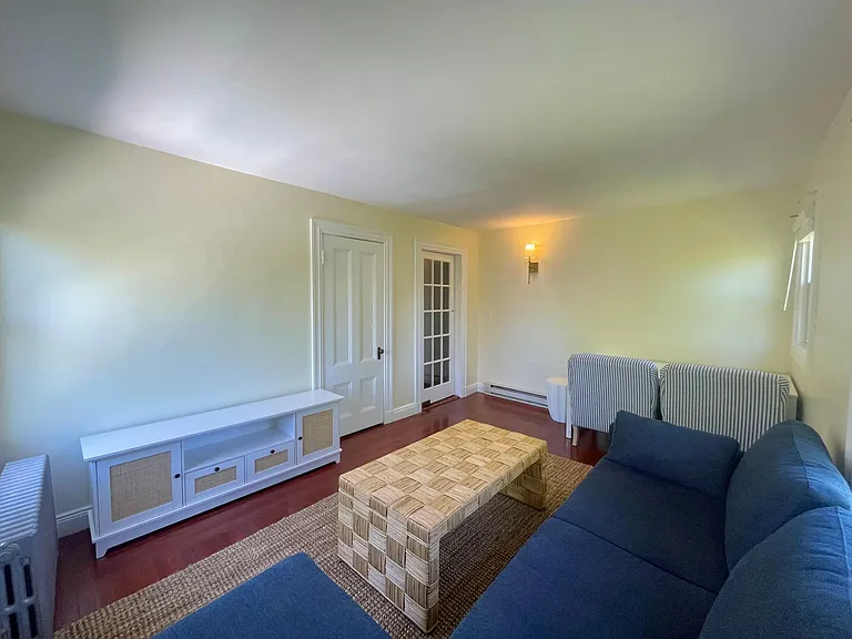 45 Woodlawn Ave #3 — Photo 10