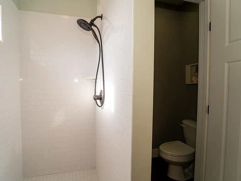 228 Herada St — Photo 25