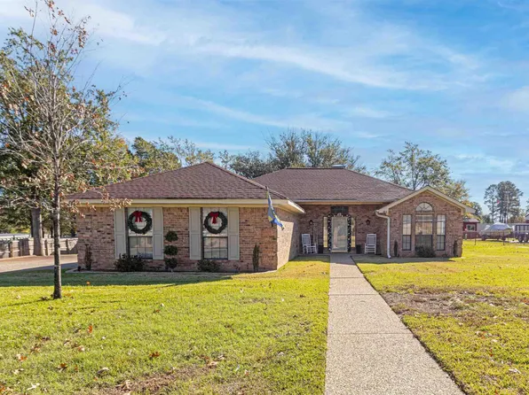 331 Bosque St, Chandler, TX 75758