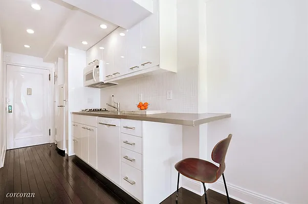 Rented by Corcoran | media 2