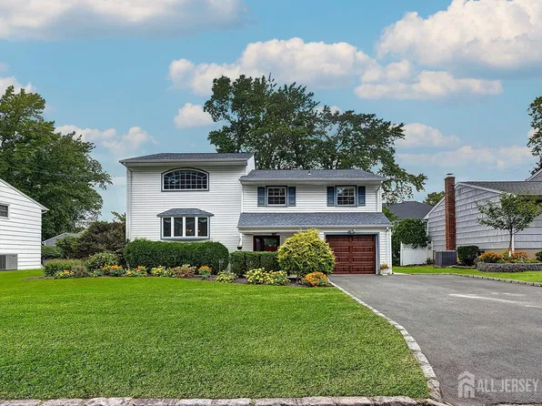 2087 Meadow View Rd, Scotch Plains, NJ 07076