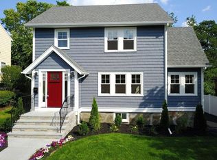 11 Eastbourne St, Roslindale, MA 02131