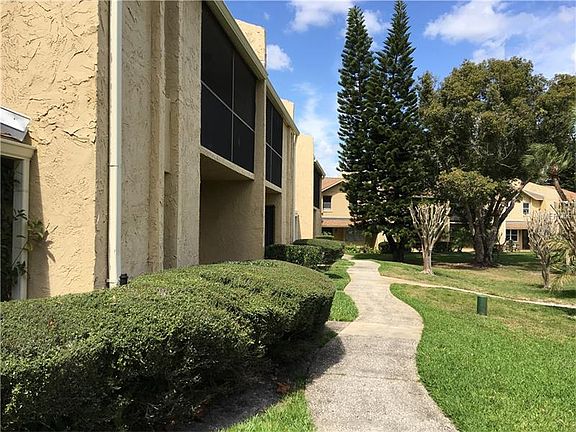 2nd image of 880 Park Lake Cir #63
