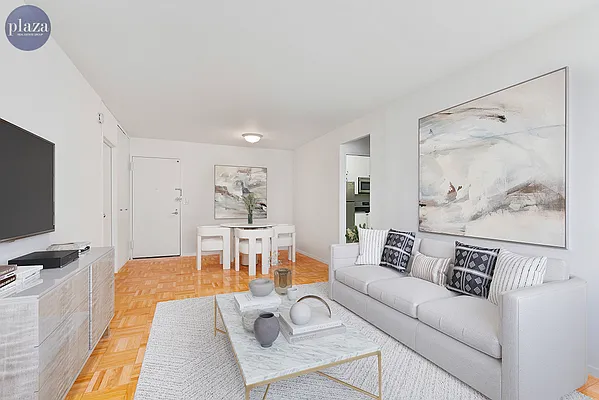 Rented by Plaza Real Estate Group | media 34