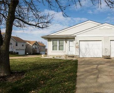 3001 Laurel Village Cir, Saint Peters, MO, 63376