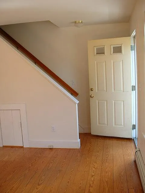 63 1/2 Houston Ave — Photo 2