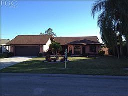 1st image of 416 SW 37th Ter
