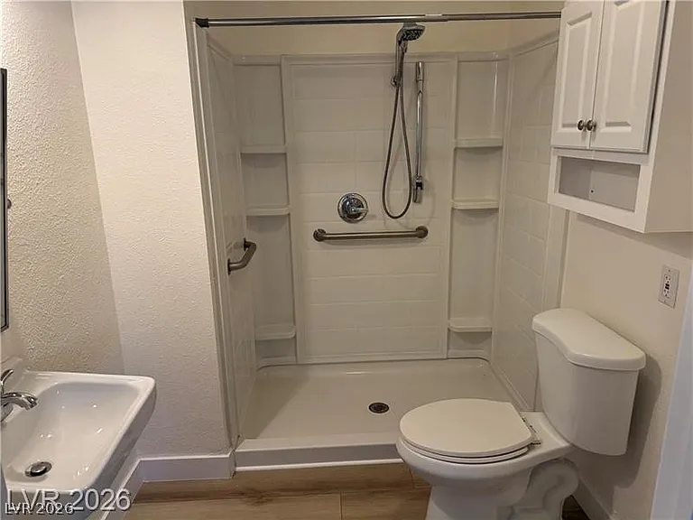 119 E Van Wagenen St — Photo 14