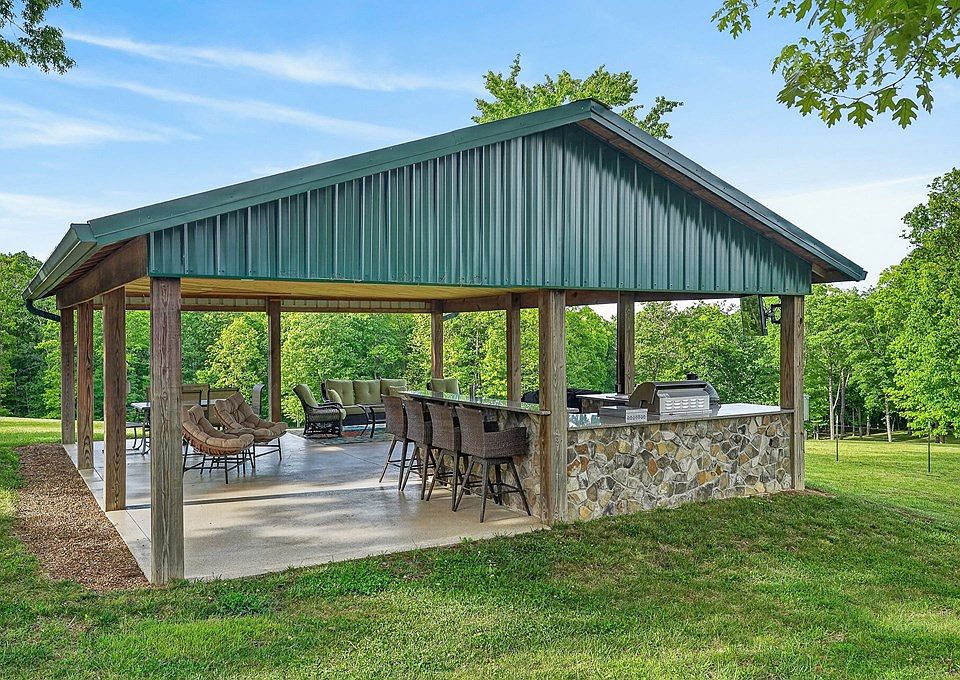 82nd image of 933 John Henry Lewis Rd