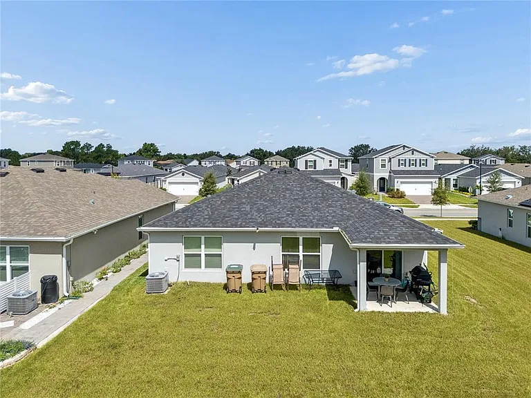 2892 Sanctuary Dr — Photo 23
