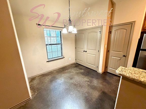 5th image of 663 W Tarleton St Unit 201