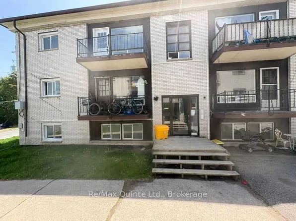 174 Queen St #6, Quinte West, ON K8V 4Y6