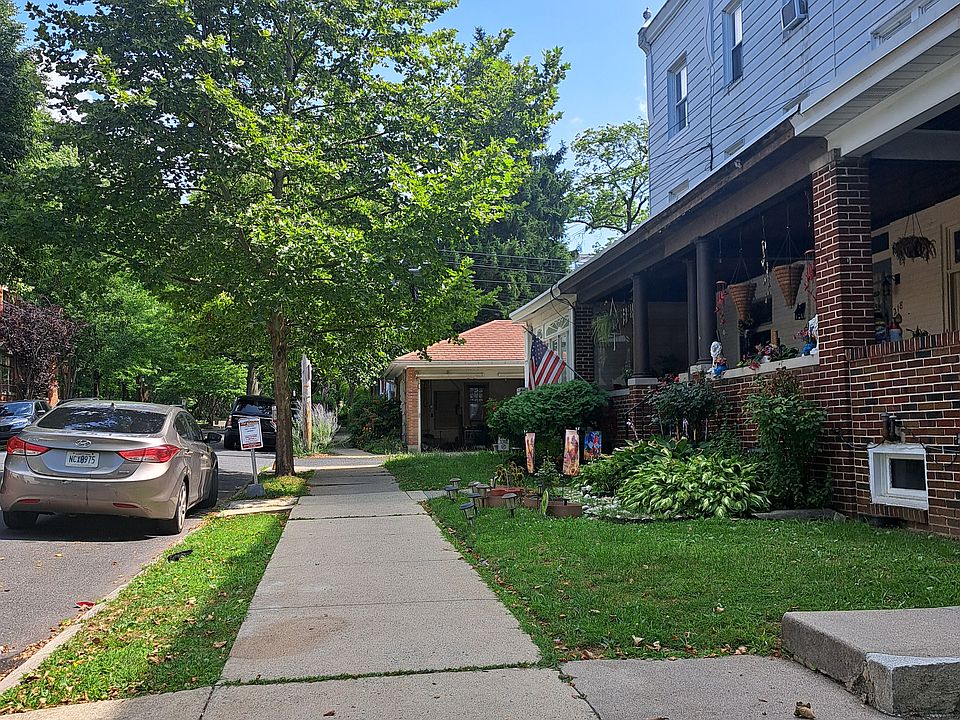1st image of 222 N 16th St