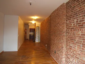 Rented by Joel Weisz, LREB