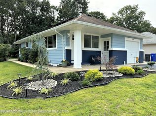 2214 Mount Hope Ln, Toms River, NJ 08753