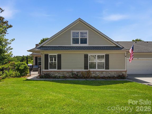 4th image of 868 Ledgestone Ct