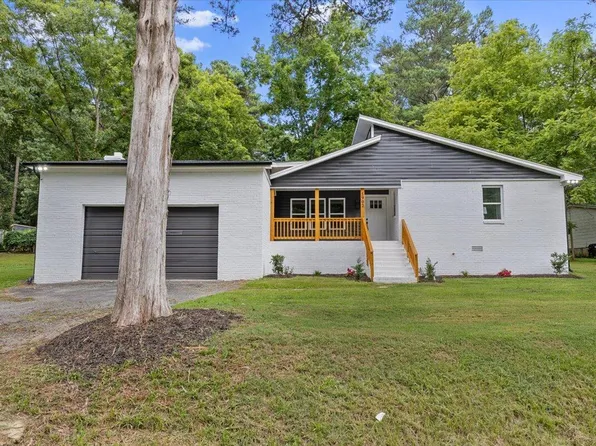 5902 Lillie Dr, Durham, NC 27712