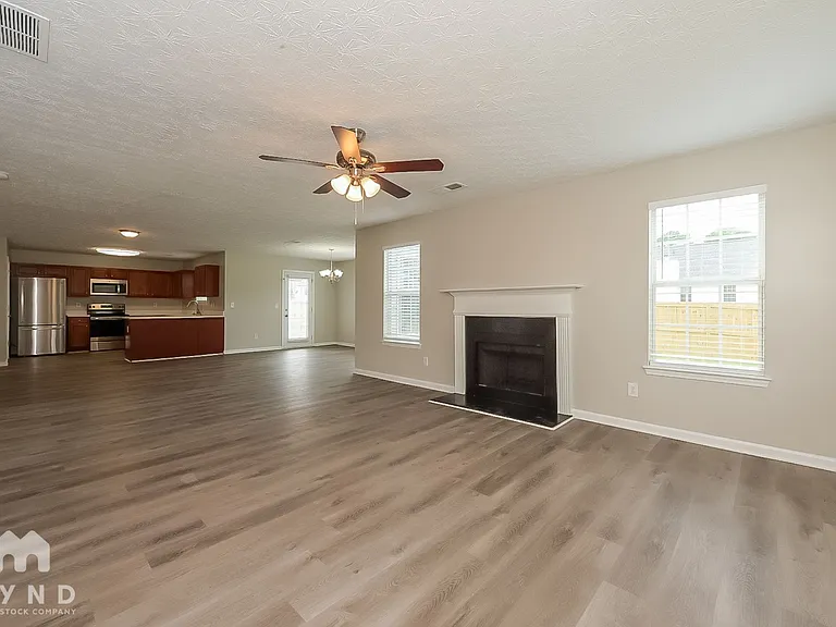 1037 Saint Augustine Pkwy — Photo 5