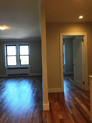 Rented by Prime Realty | media 27