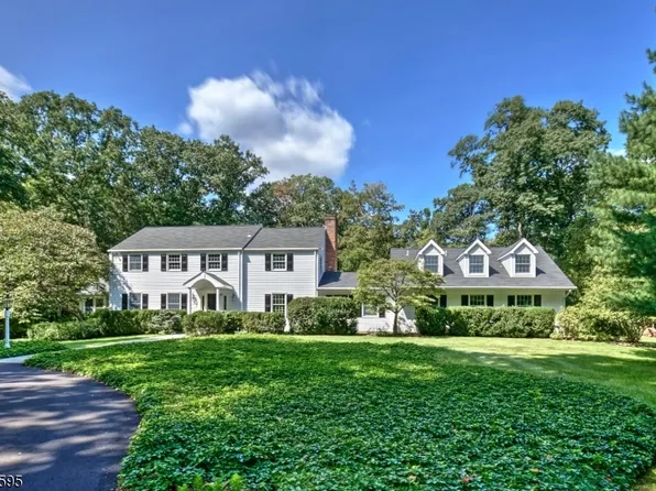 17 Burnett Rd, Mendham Twp., NJ 07945