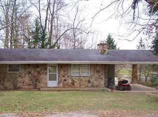 58 Poplar Dr, Crossville, TN 38571