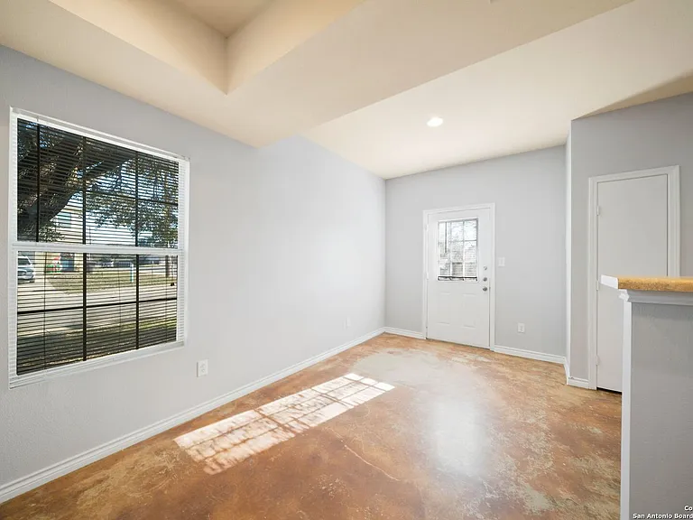 6410 Summit Oak #4 — Photo 6