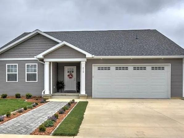 210 Lea Ln, Forsyth, IL 62535