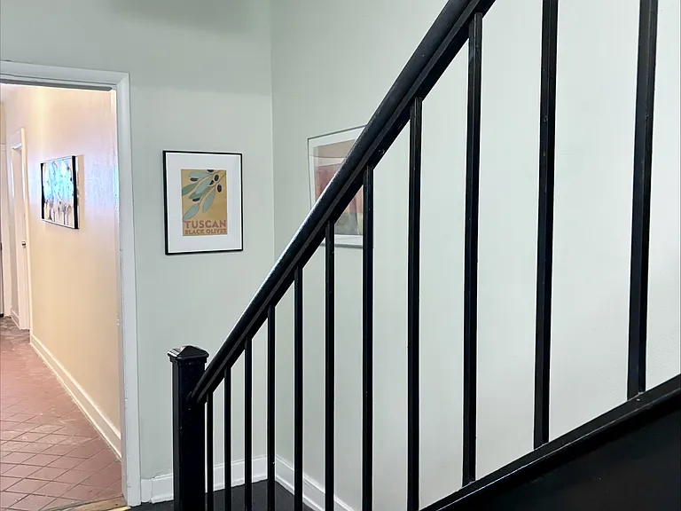 1009 Madison St #3 — Photo 13