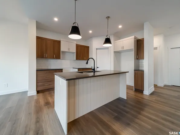 279 Doran Way, Saskatoon, SK S7V 0Z7