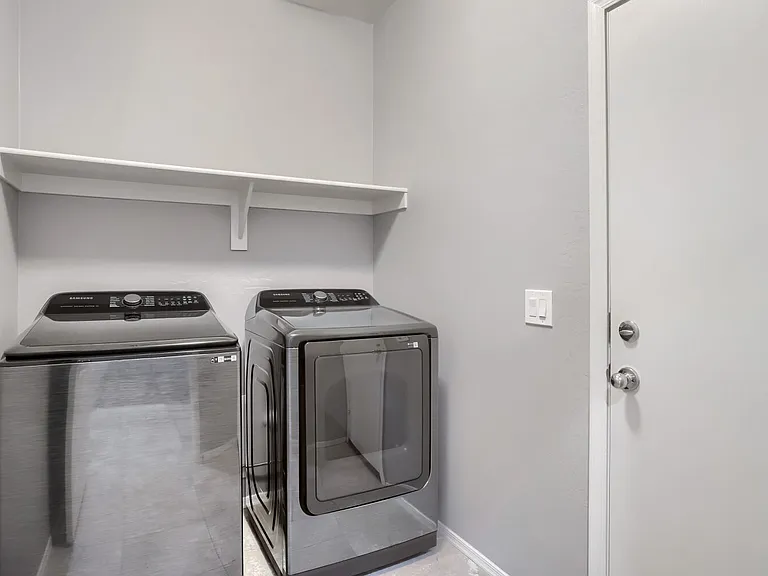 8404 N 62nd Dr — Photo 10