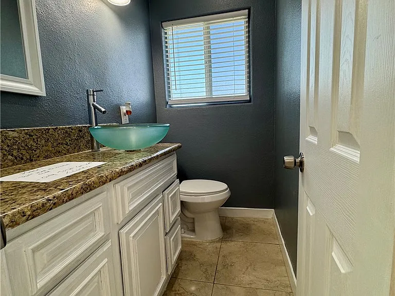 1211 N Siesta St — Photo 10