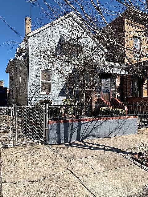1st image of 206 61st St