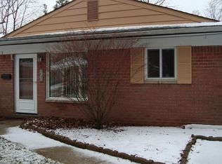 3922 Gertrude St, Dearborn Heights, MI 48125
