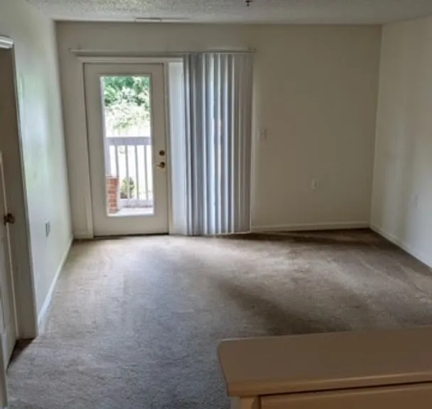 Ridgewood Place Senior Apartment — Photo 26