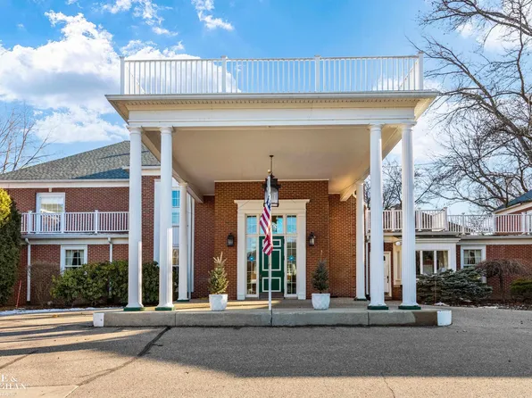 17111 E Jefferson Ave APT 3, Grosse Pointe, MI 48230