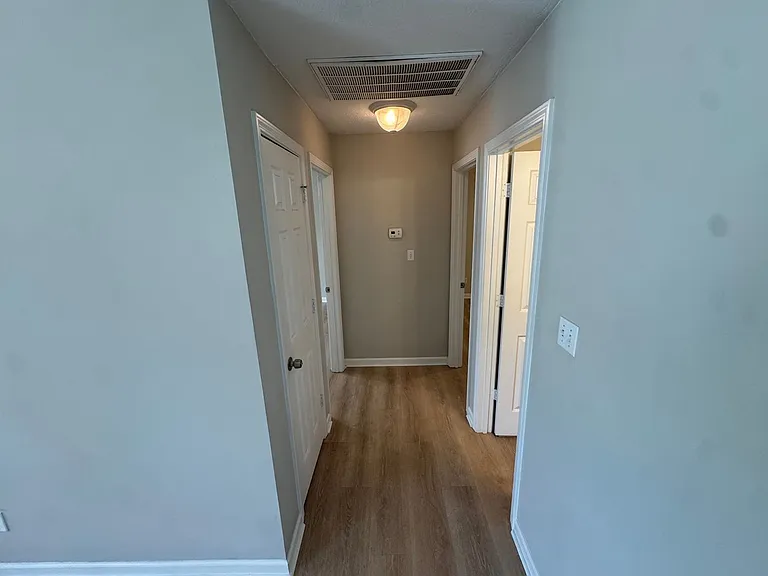 5508 Fenway Ln — Photo 21