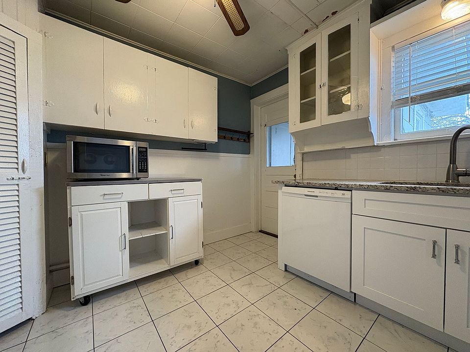 1st image of 4800 Bryce Ave APT 3
