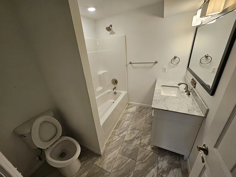 Bedroom 2 Bath