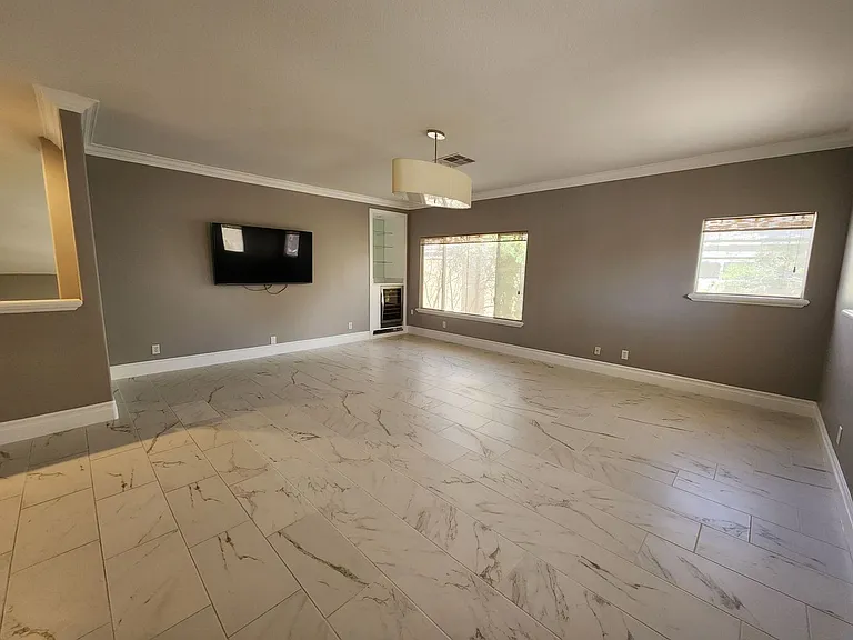 9516 Royal Lamb Dr — Photo 43