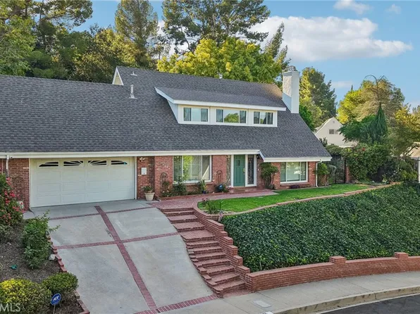 12055 Dresden Pl, Granada Hills, CA 91344