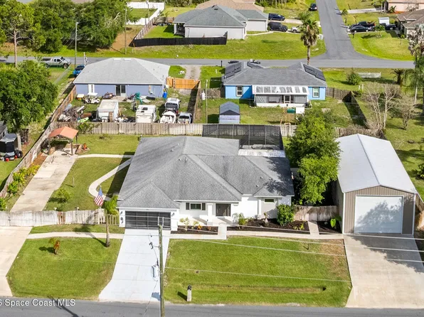 2943 Toulon Rd SE, Palm Bay, FL 32909